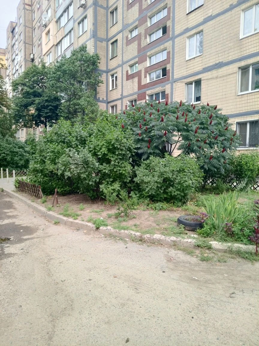 Безнал!В продаже на ж.м Северный Слобожанский 2к квартира