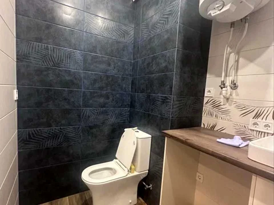 Apartment. Kharkiv, Heroiv Kharkova Ave. (Moskovskiy)