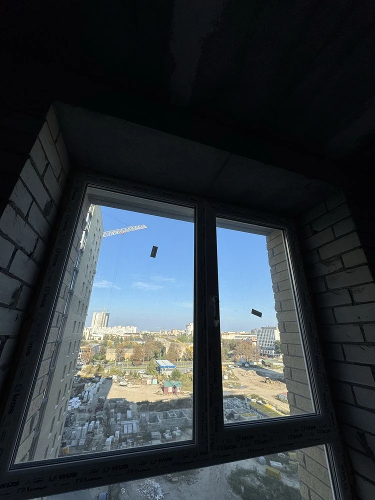 Продам 1км кв, ЦЕНТР! Будинок ЗДАНИЙ, власник.