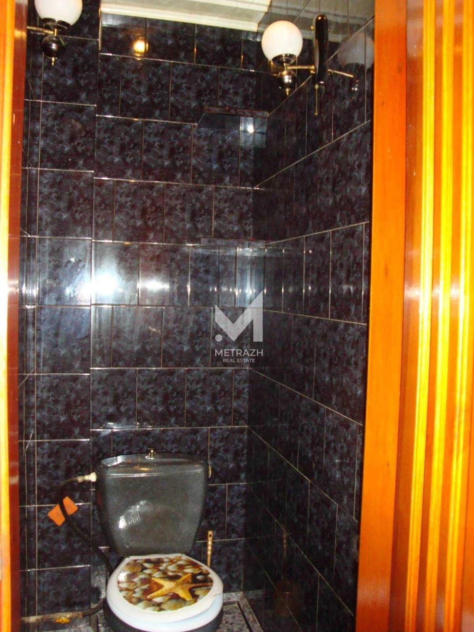 87452 | For Sale 2-bedroom apartment in a Stalinist building on Lesya Kurba Street