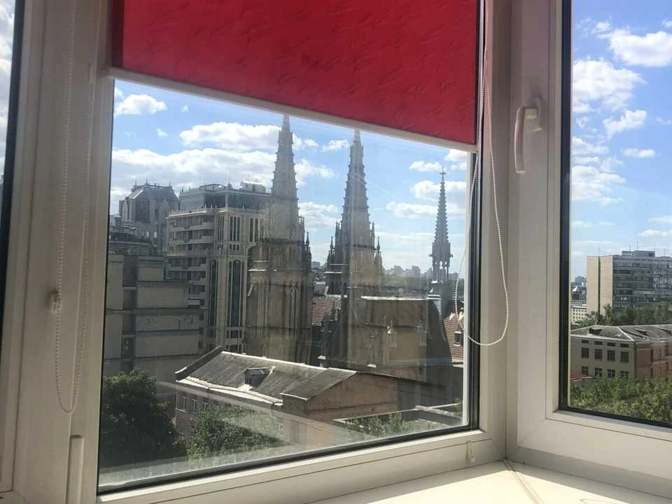 Квартира. Київ, Предславинська вул.
