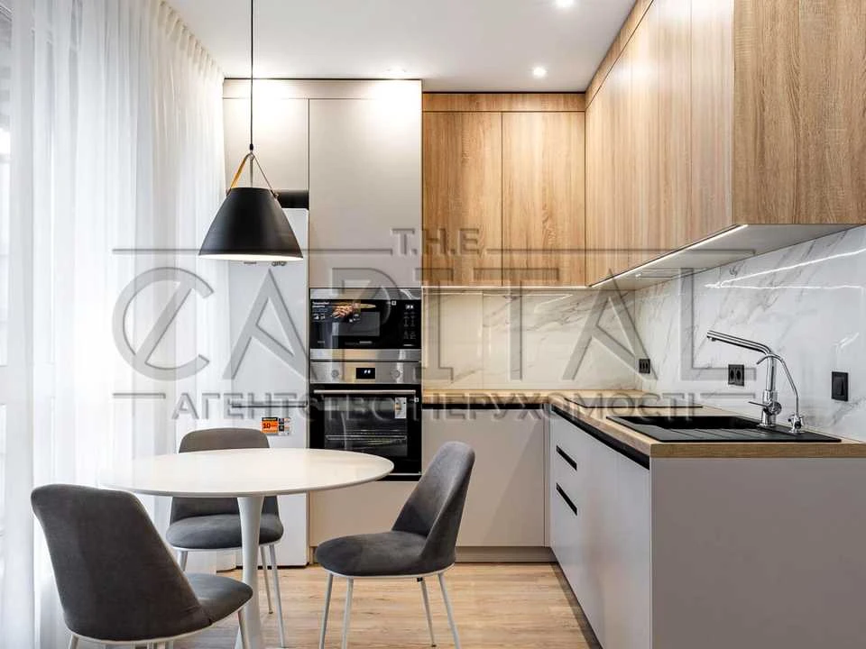 Apartment. Salutna St, Kyiv