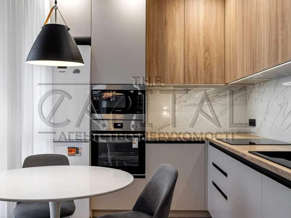 Apartment. Salutna St, Kyiv