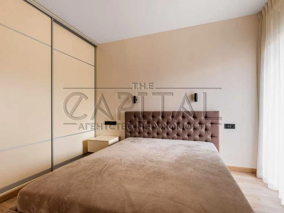 Apartment. Salutna St, Kyiv