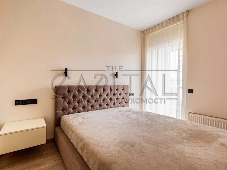 Apartment. Salutna St, Kyiv