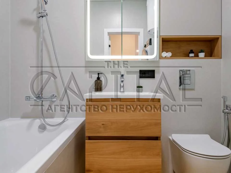 Apartment. Salutna St, Kyiv