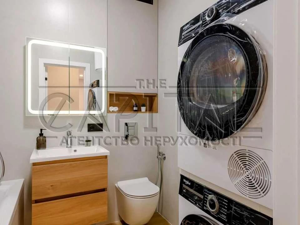 Apartment. Salutna St, Kyiv