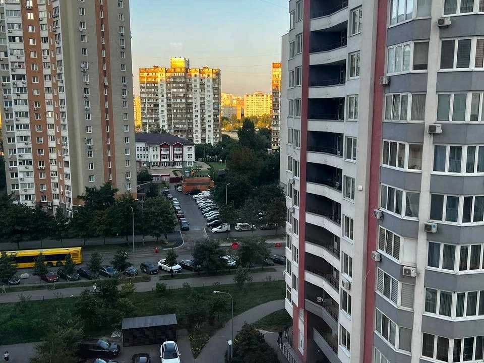 Квартира. Киев, улица Олени Пчилки