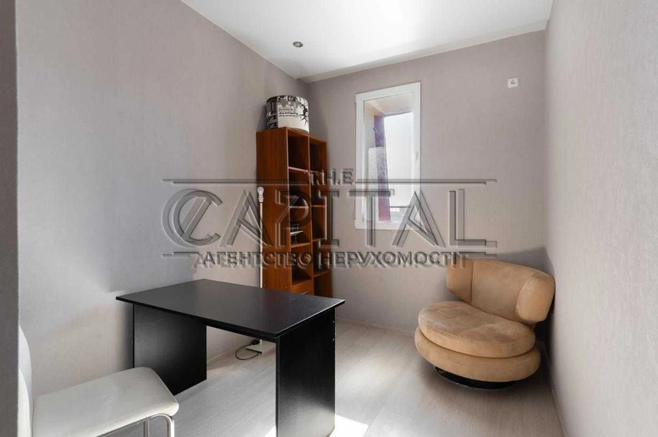 Apartment for sale in Pecersky, Konvalec Street