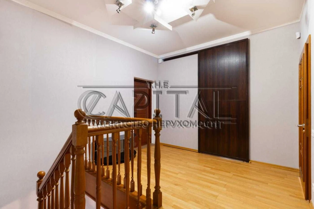 Apartment for sale in Pecersky, Konvalec Street