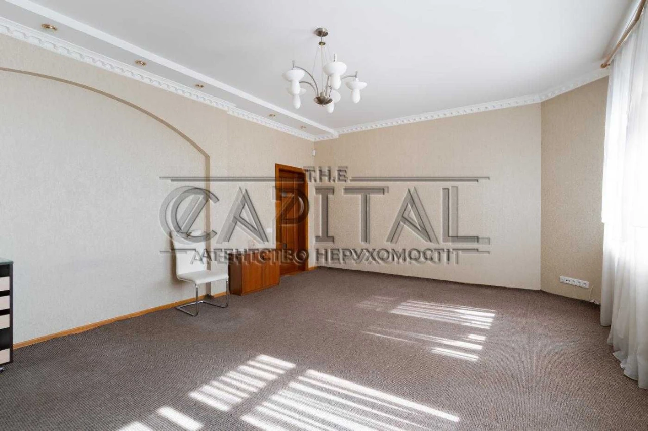 Apartment for sale in Pecersky, Konvalec Street
