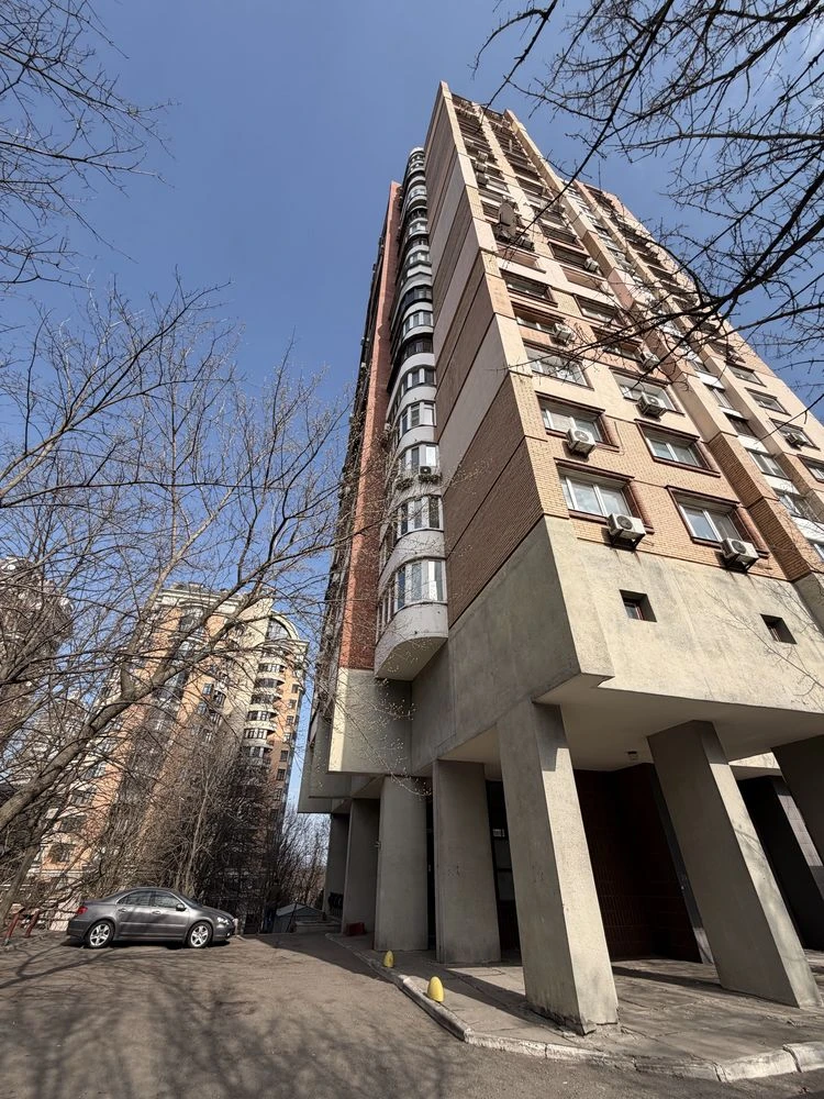 Apartment for sale on Pecers'k. Owner.