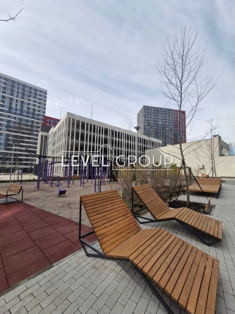 Sale of a 1-bedroom apartment in a prestigious residential complex