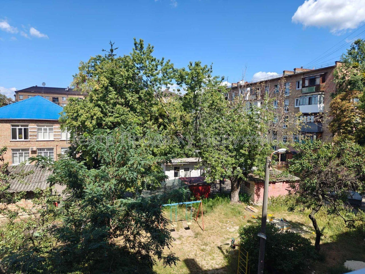 Sale of a 2-bedroom apartment, 45 sq m, 3rd floor, Kyiv – Excellent offer