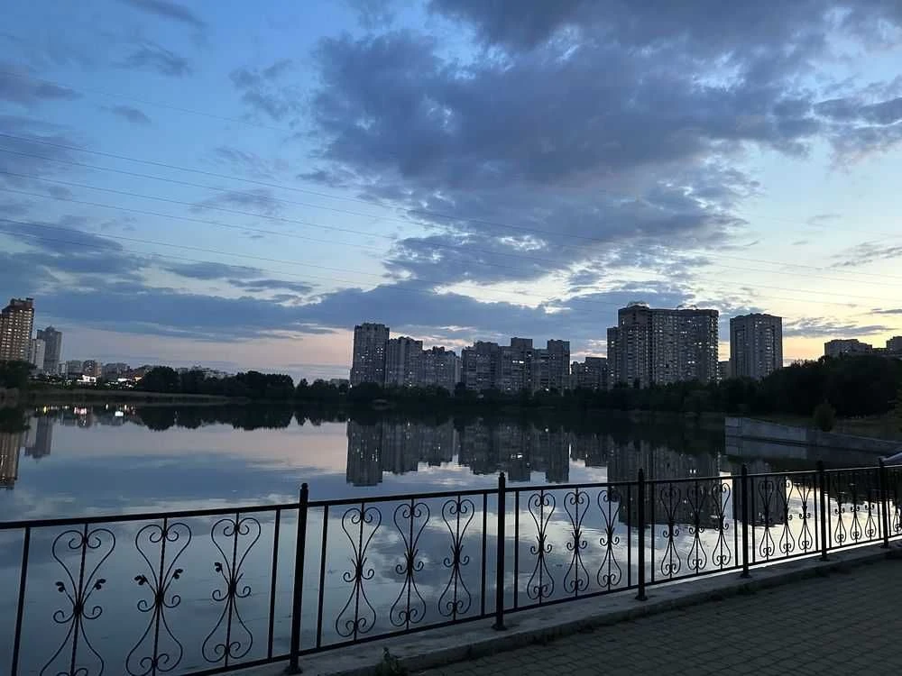 Sale of a 2-room apartment with a total area of 61 sq.m. in the residential complex "Lebedin"