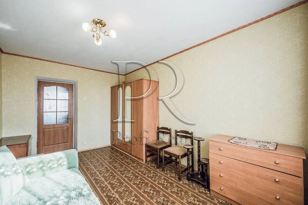 Продаж 3-кімнатній квартири, 76 м², вул. Ново-Дарницька, 6. Без комісії