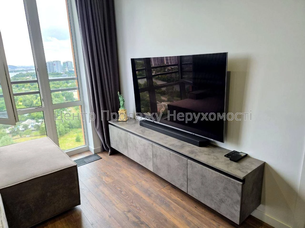 Продаж 2-кімн. квартири, 19/26 пов, 44/30/4 м², Київ – вигід