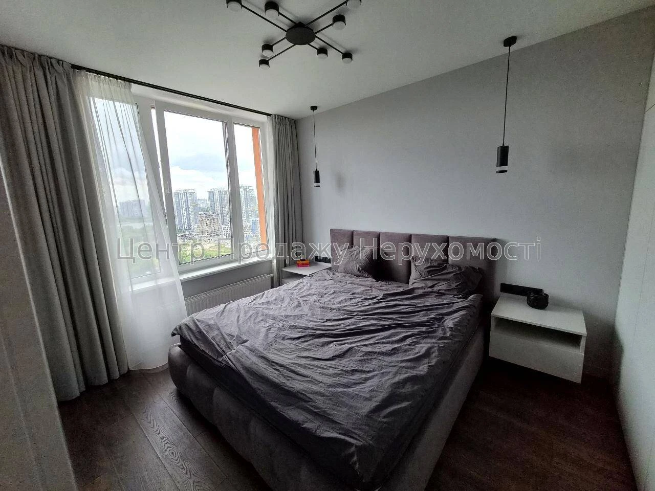 Продаж 2-кімн. квартири, 19/26 пов, 44/30/4 м², Київ – вигід