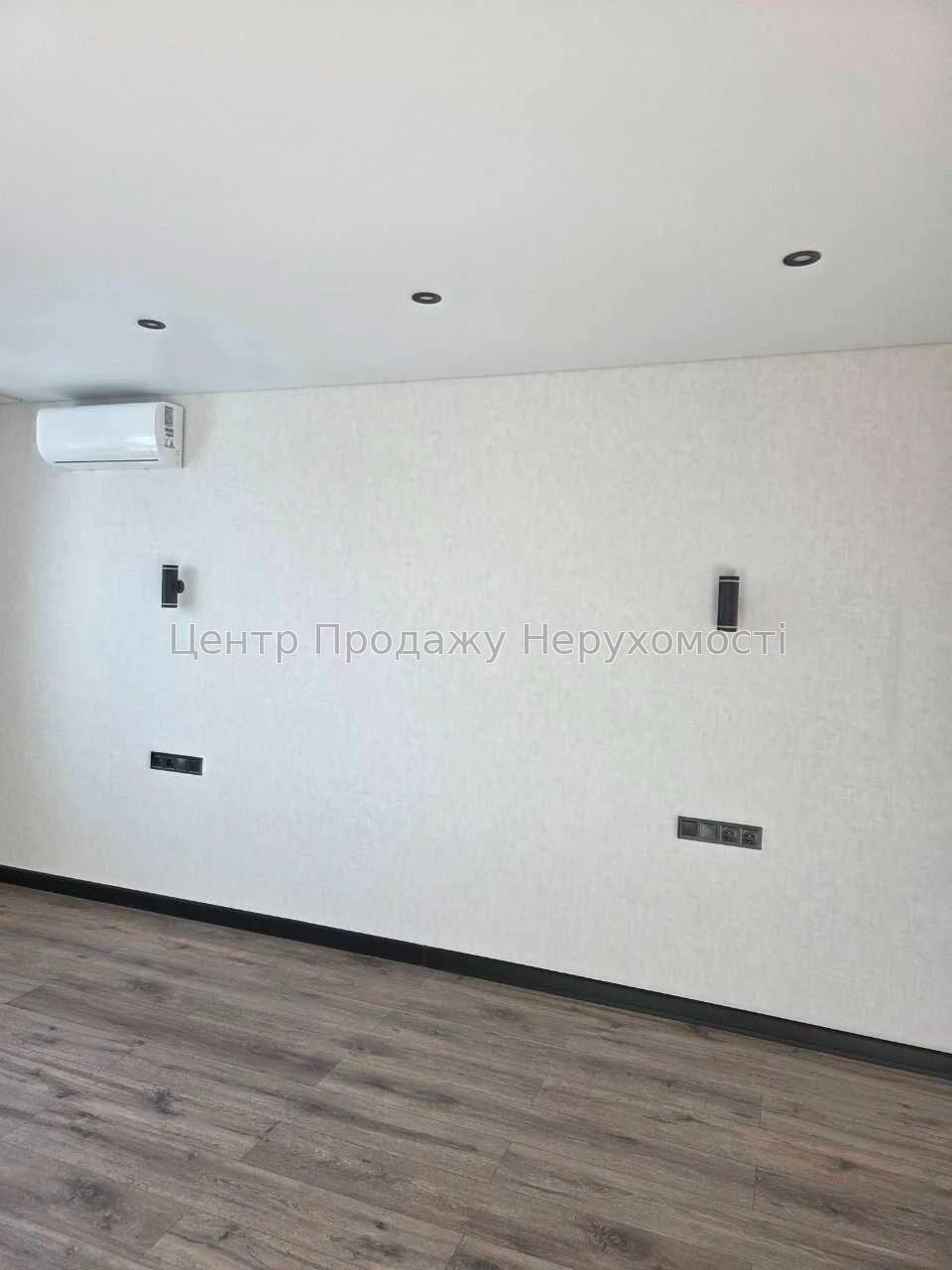 Продаж 2-кімн квартири 63 м², 9/17 эт, ЖК Новомостицько-Замк