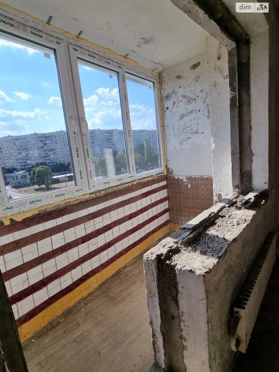 Продаж Квартири в мікрорайоні 337