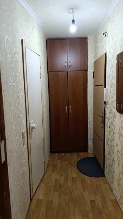 For Sale 1 room apartment 38 sq m Improved layout 3rd floor of 9 floors in Roganski