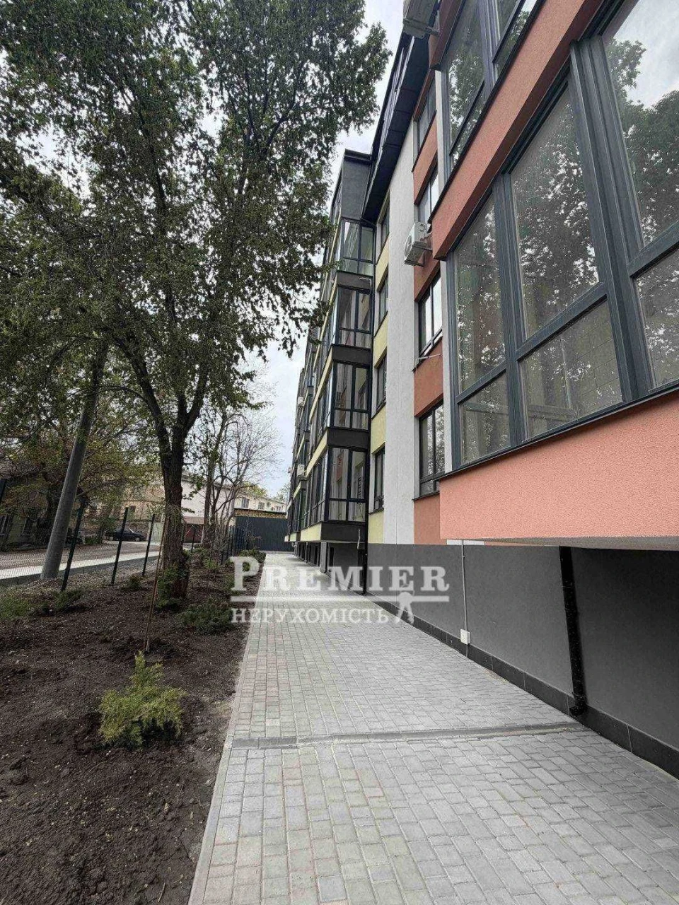 Продается однокомнатная квартира в новом ЖК