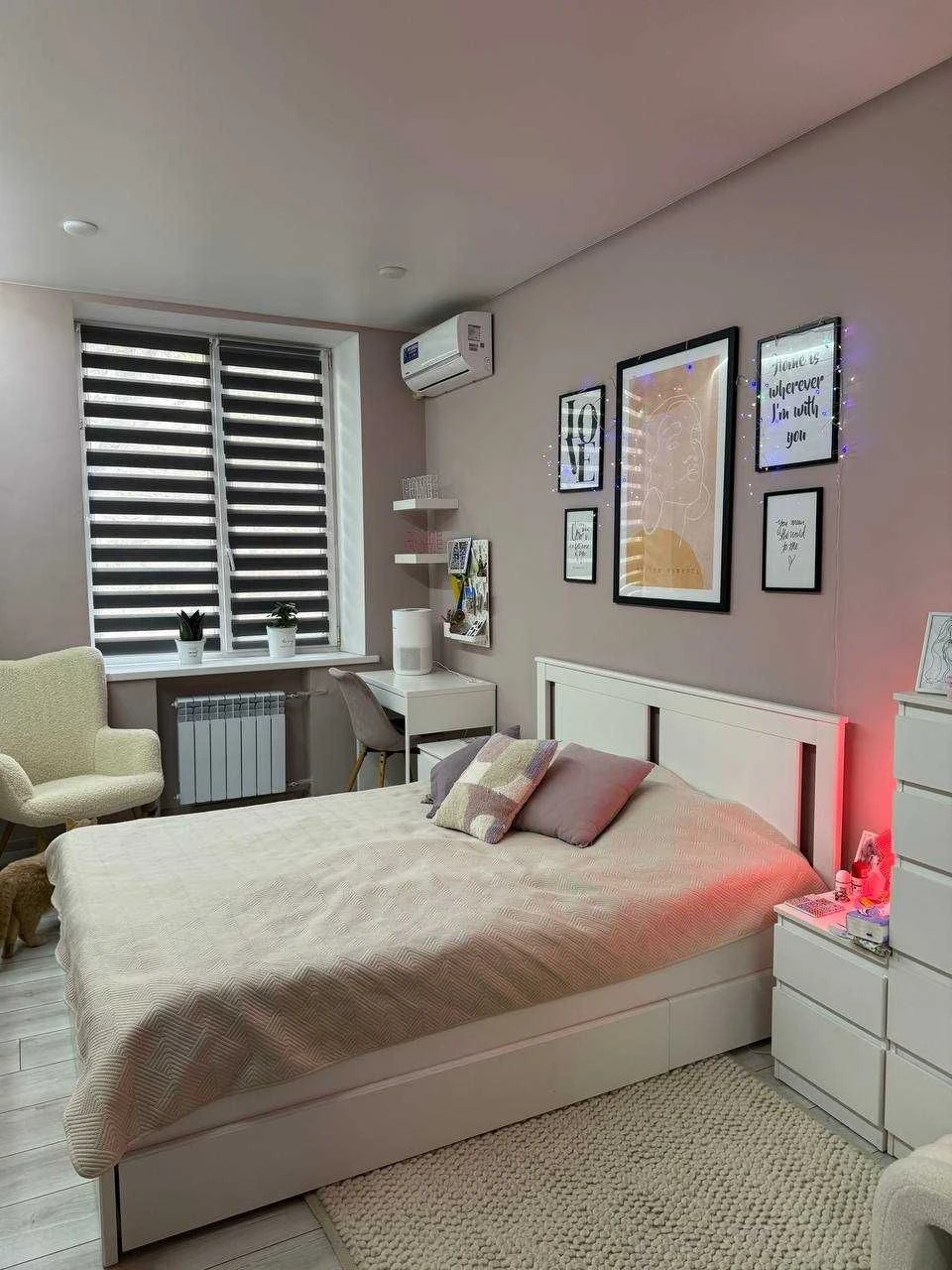 For Sale: 2-room apartment, Dneprovsky district, area