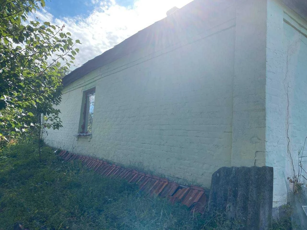 House with a large plot in the city !!