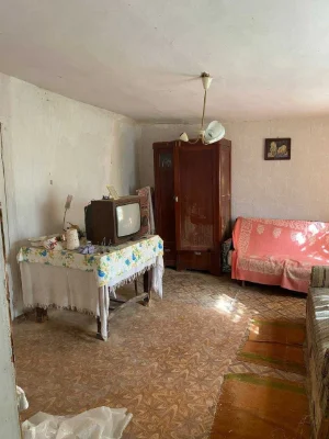 House with a large plot in the city !!
