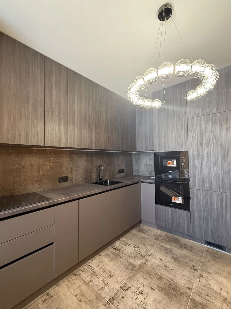 Sale of a 1.5-room apartment of 43 sq.m with a balcony in the KRONA house residential complex