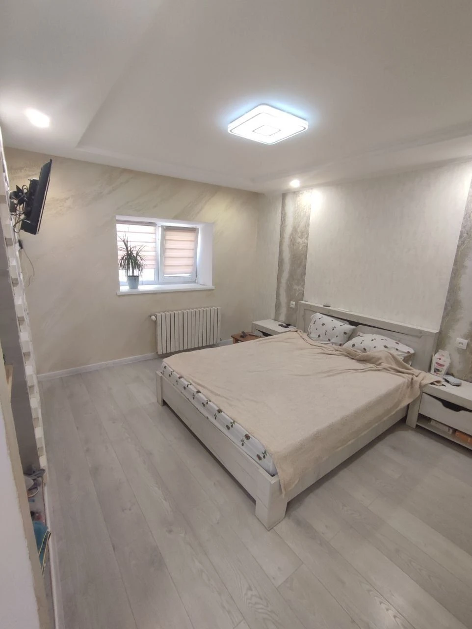Sale of a 2-room apartment in a courtyard (Residential complex)