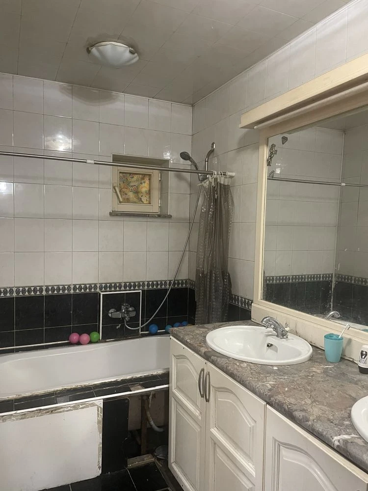 Продажа 3х комнатной квартиры.. Пироговская