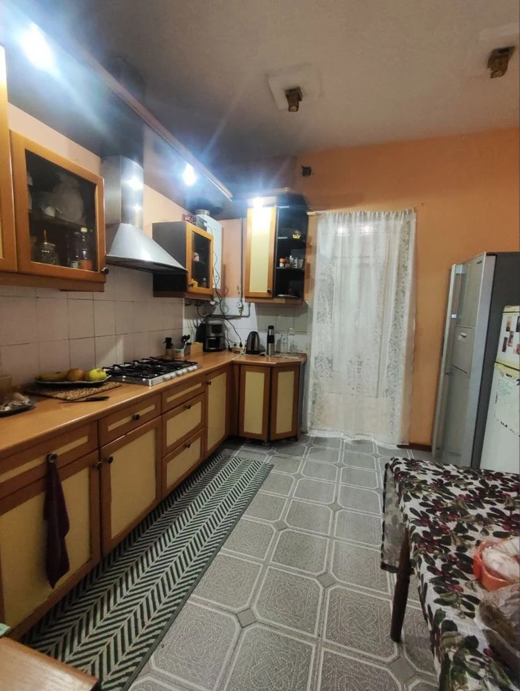 Продажа 3х комнатной квартиры.. Пироговская