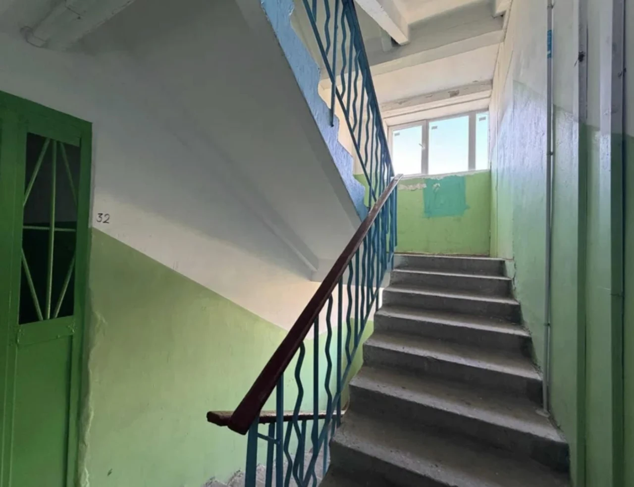 ТЕРМІНОВО тепла квартира Корольова газ 39 метрів СЛ1