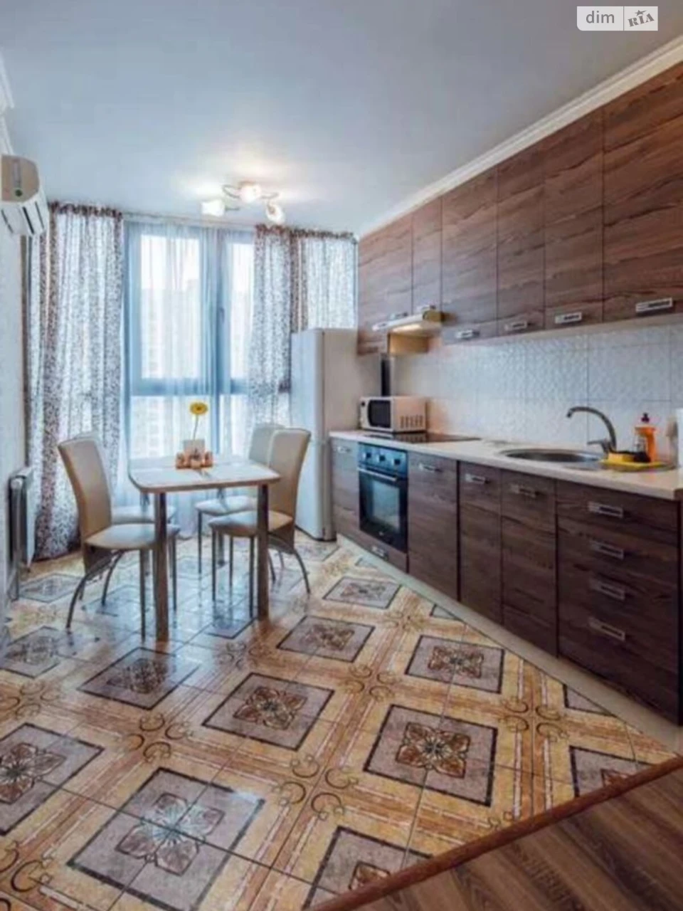 Long-Term Rental Apartment in Solomiya