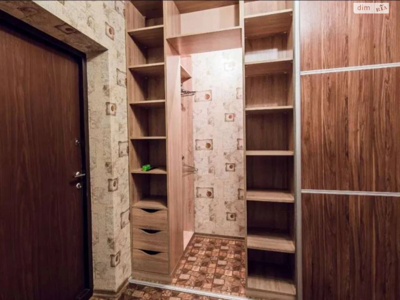Long-Term Rental Apartment in Solomiya