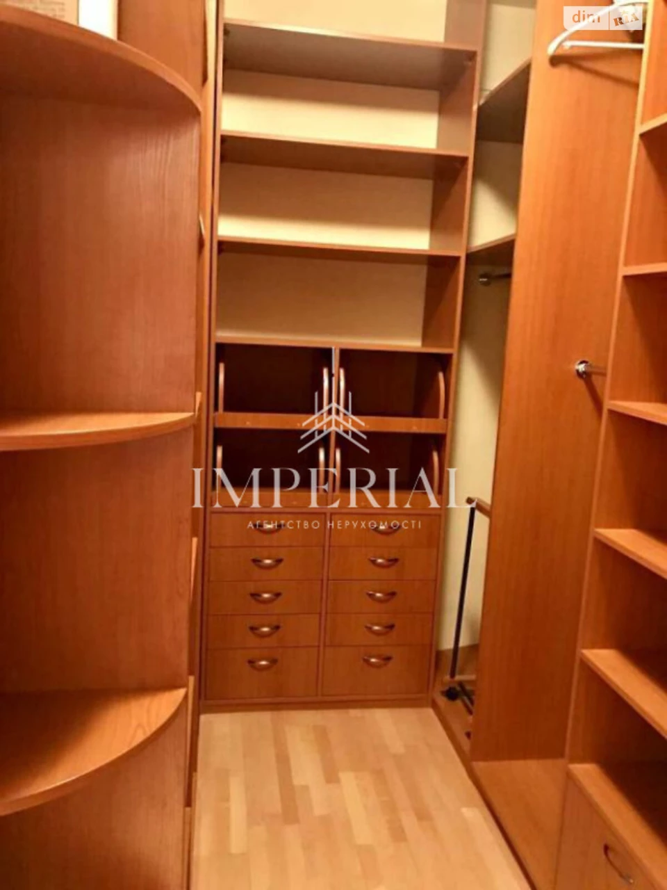 Long-Term Rental Apartment in Pecerskyi
