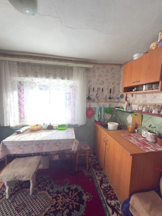 Будинок поруч парку Чекмана! Мінімальне оформлення 42798