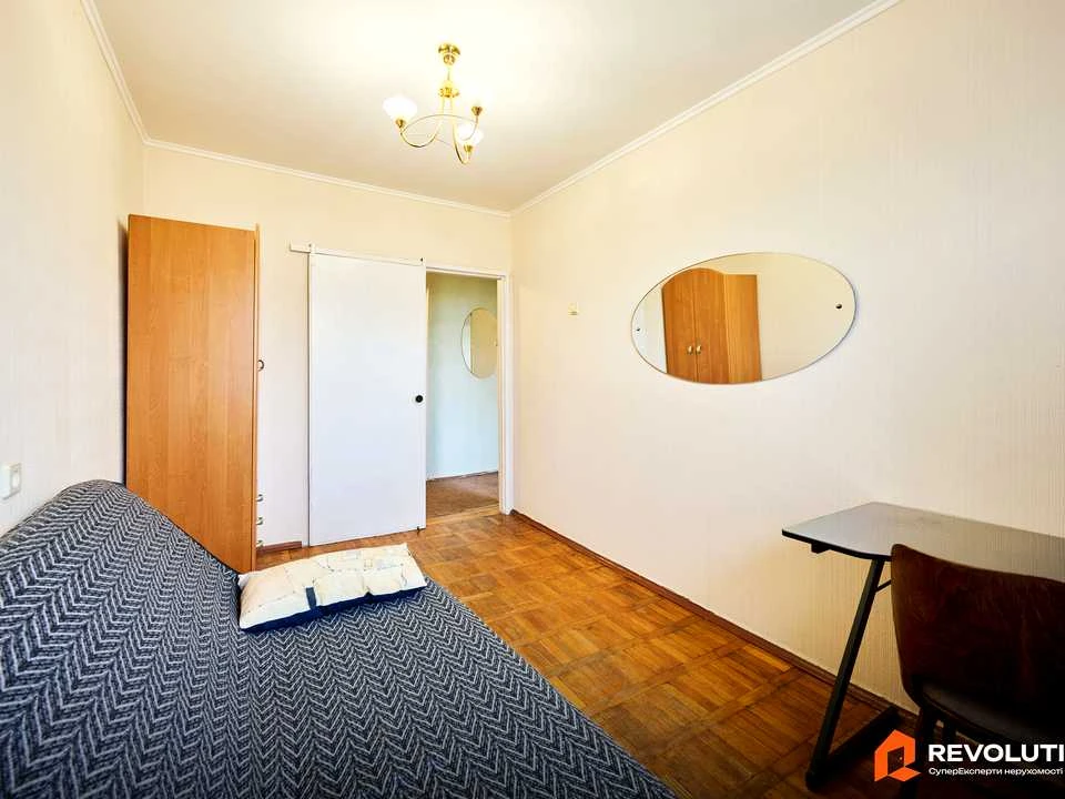 Квартира. Київ, Пантелеймона Куліша, 3