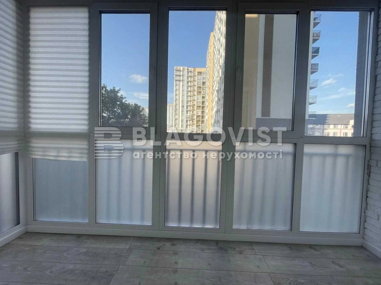 Crystal Springs Residence Sale 2-bedroom Apartment with Designer