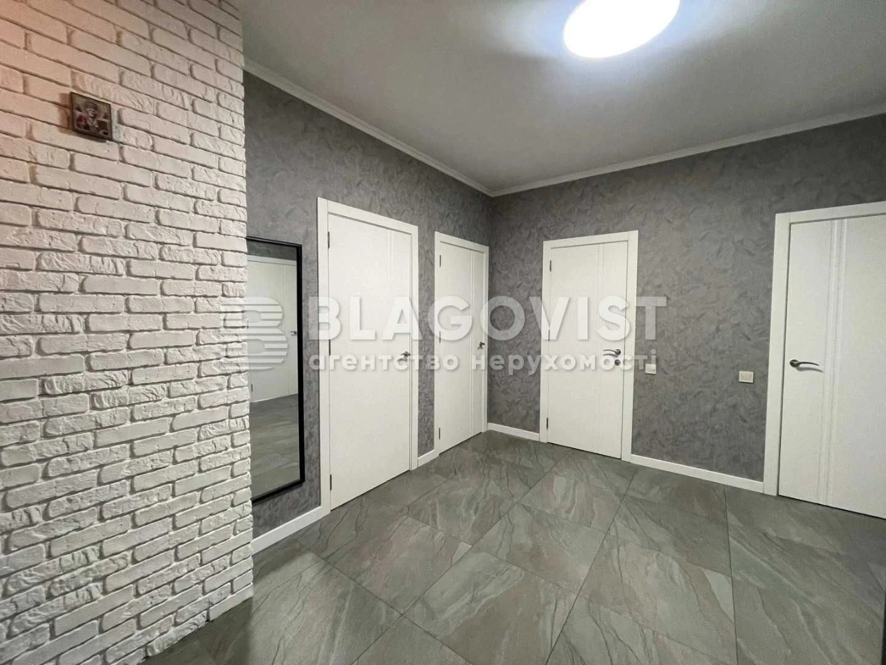 Crystal Springs Residence Sale 2-bedroom Apartment with Designer