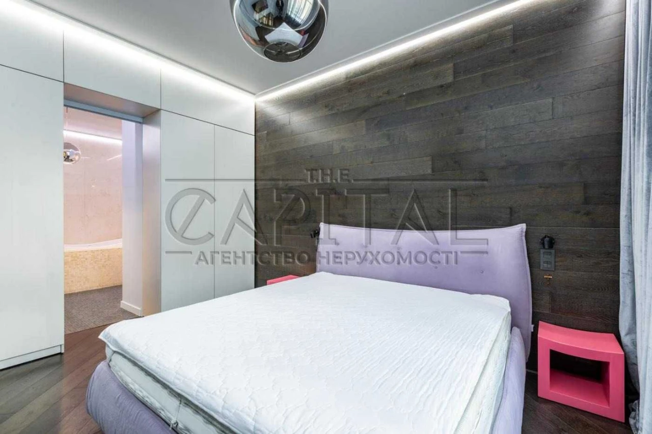 Sale / Apartment / Novopekerskiye Lipki Residential Complex / Pechersky District