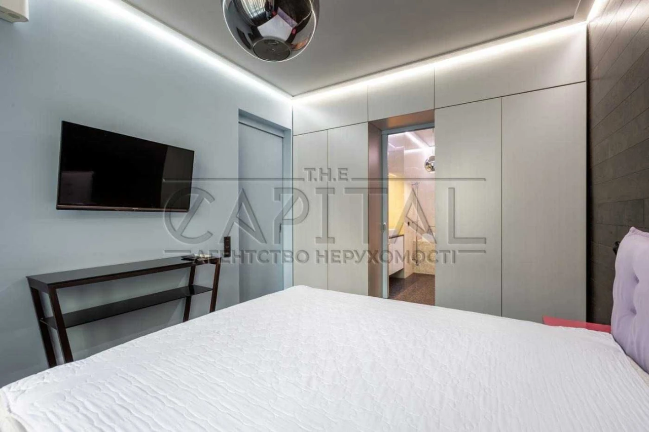 Sale / Apartment / Novopekerskiye Lipki Residential Complex / Pechersky District