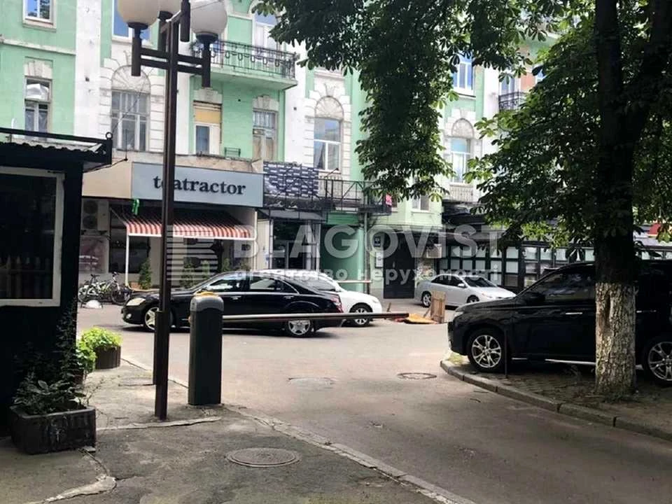 Квартира. Київ, Дмитра Луценка вул.