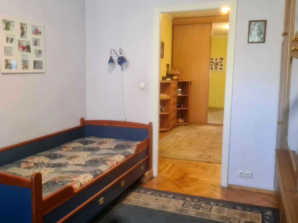 Квартира. Київ, Левка Лук'яненка вул.