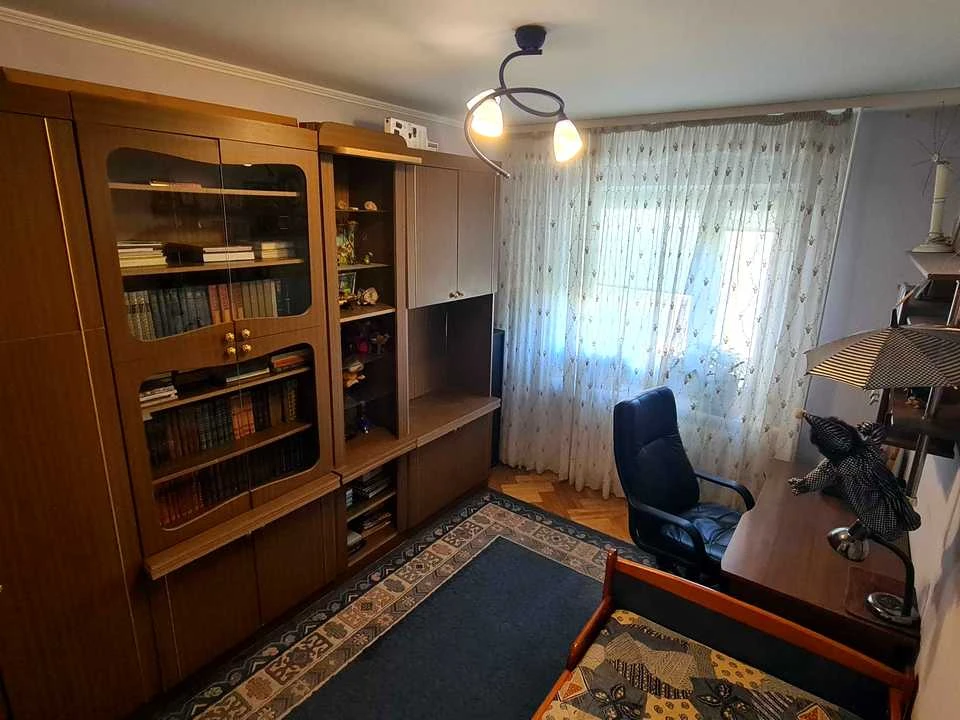 Квартира. Київ, Левка Лук'яненка вул.