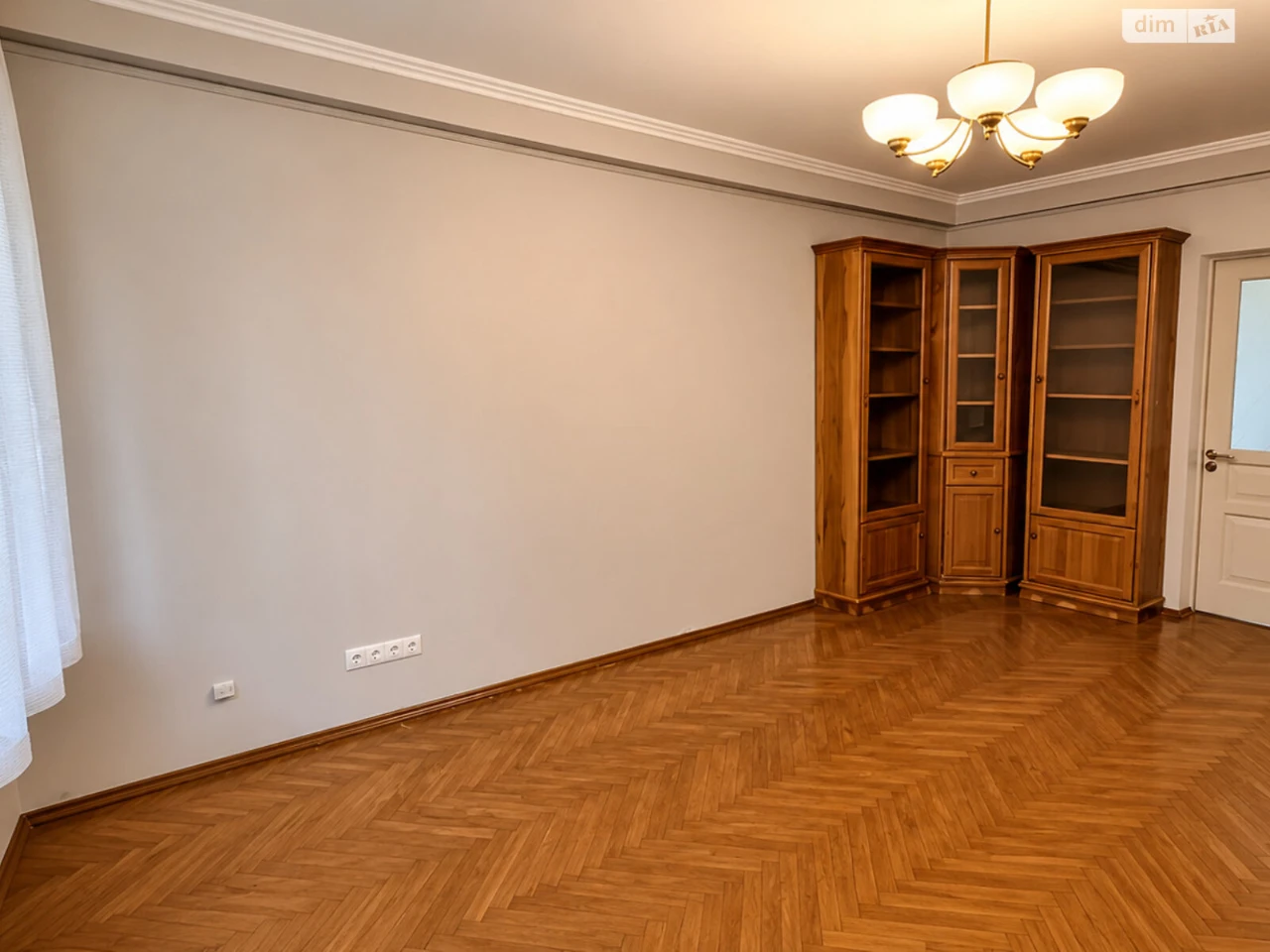 Apartment for Sale in Holosiiv