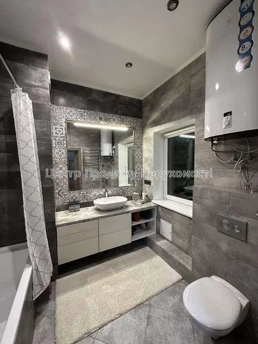 2-bedroom apartment for sale in Kyiv