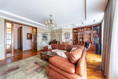 Sale of a 3-room apartment, ЖК Парус, Шевченківський district, Yuri Illenko