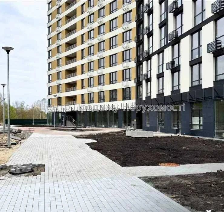 Продаж 1-кімн. квартири 46 м² на 16/26 пов. в ЖК H2O, Київ!